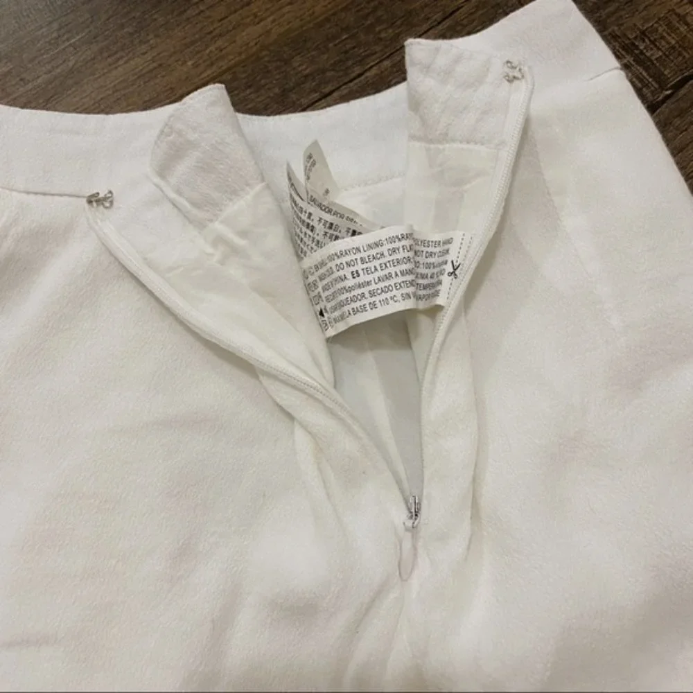Forever 21 White Lace Trim Size XS Shorts Casual High Waist Gauze Cheeky Fit - Picture 5 of 8